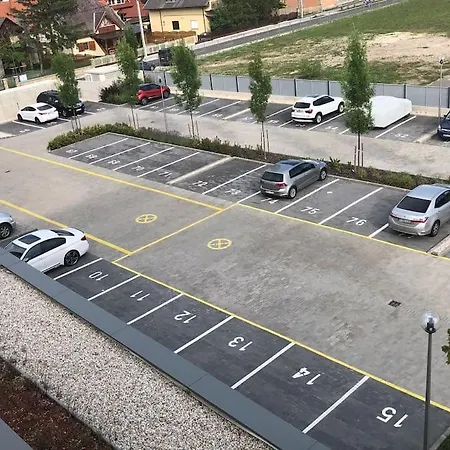 アパート Lela Lakeside A Vizek Szerelmeseinek *