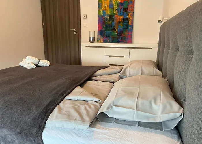Lela Lakeside A Vizek Szerelmeseinek Apartmán Balatonlelle