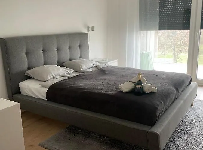 Lela Lakeside A Vizek Szerelmeseinek Apartmán Balatonlelle